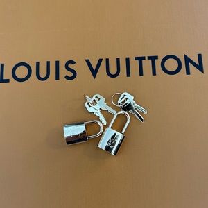 Louis Vuitton 2 Lock and 2 Keys